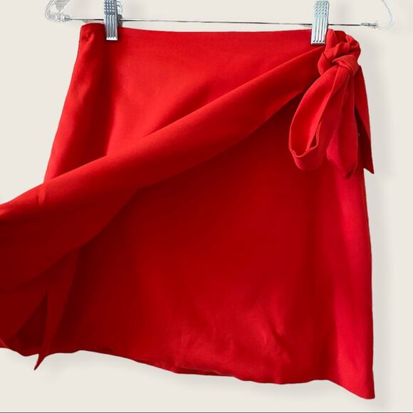 FASHION UNION Wrap Mini Skirt Red Size 4 Date Night Cute Holiday - Picture 5 of 10